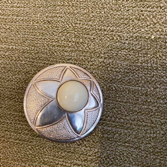 Silver 1” embossed disc earrings ( pierced ears) with ivory ball in center - Picture 3 of 3